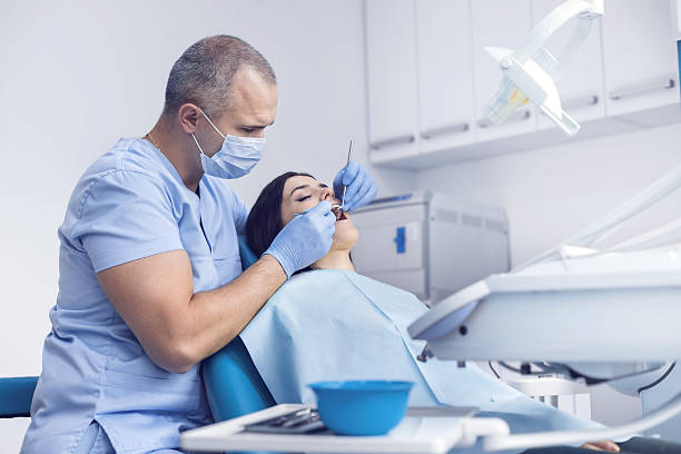 Best Periodontal (Gum) Disease Treatment  in Oakwood Hls, IL